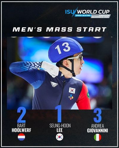 이승훈의 우승 소식 알리는 ISU