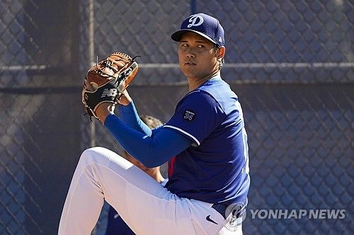 불펜 투구하는 오타니