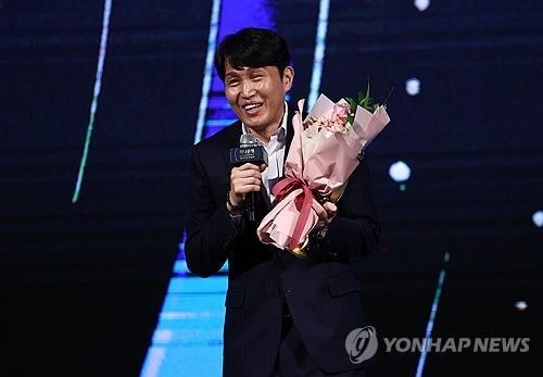 정규리그 지도상, 우리은행 위성우