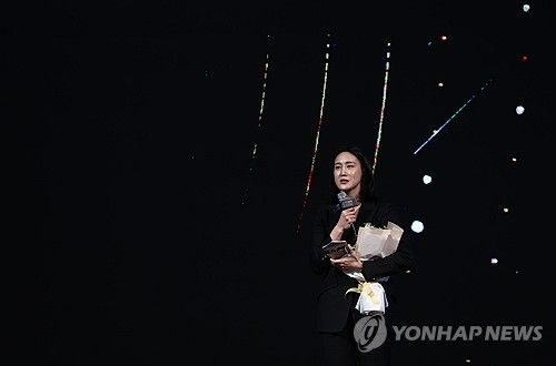 정규리그 특별상, 하나은행 김정은