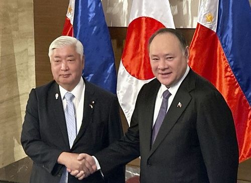 일본-필리핀 국방장관 회담