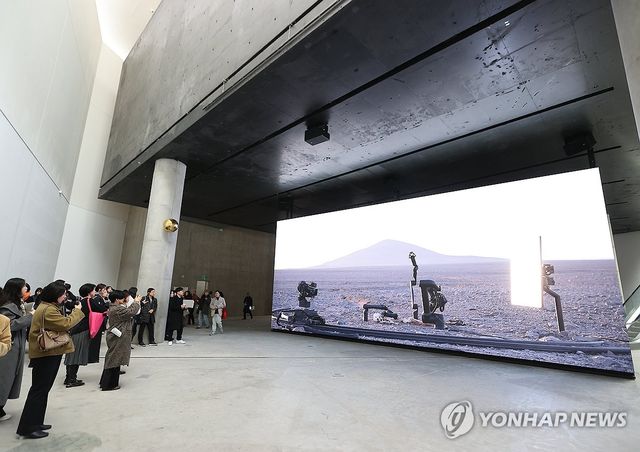 리움미술관, 올해 첫 전시 '피에르 위그' 개인전