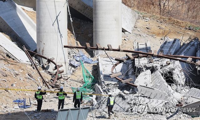 안성 교량 상판 붕괴 사고 원인은