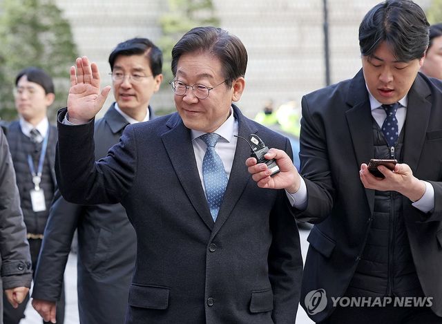 결심 공판 출석하는 민주당 이재명 대표