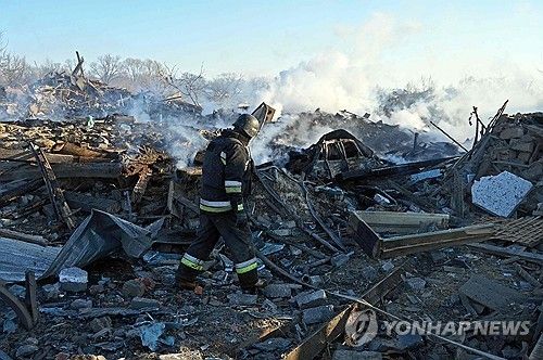 폭격으로 파괴된 우크라이나 주택