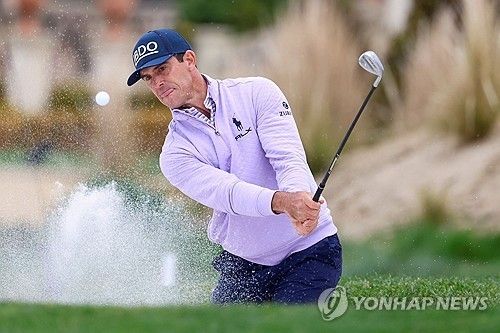 빌리 호셜의 벙커샷.