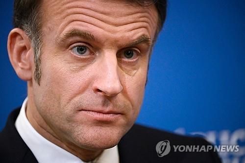 미국 관세 위협에 입장 밝히는 마크롱