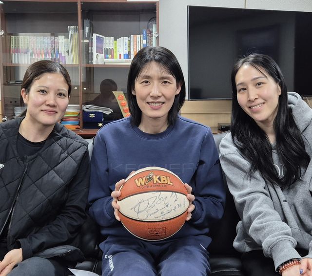 스나가와 나츠키, 전주원 코치, 미야사카 모모나