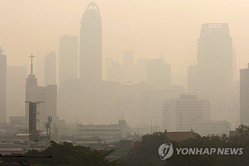 대기 오염된 방콕 전경