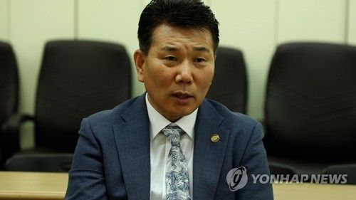 연합뉴스와 인터뷰 중인 서기원 실종아동찾기협회 대표