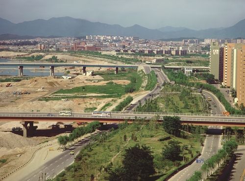 1983년 한강종합개발과 올림픽대로 확장 모습 