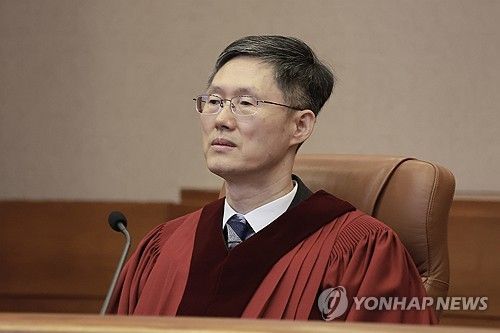 방통위 탄핵심판 참석한 문형배 권한대행