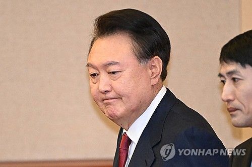 탄핵심판 5차 변론 입장하는 윤 대통령