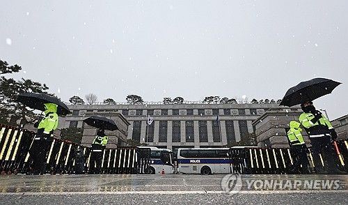 대통령 탄핵심판 5차 변론기일 앞둔 헌재