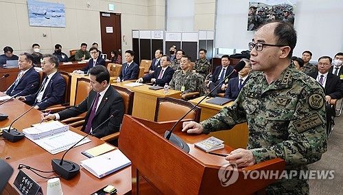 질의에 답변하는 곽종근 전 특수전사령관