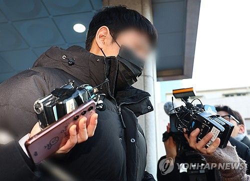 텔레그램 사이버성폭력 범죄집단 '자경단' 총책 A씨 검찰 송치