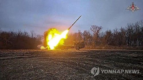 쿠르스크 점령한 우크라이나군 향해 발사되는 러시아 미사일