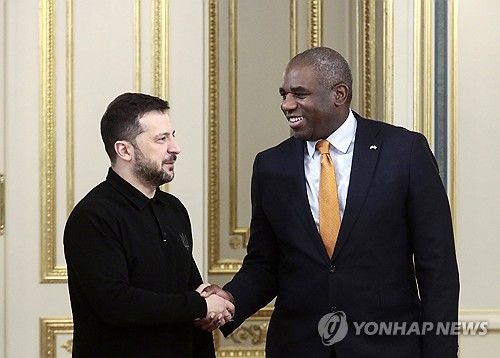 5일 우크라이나 방문한 래미 영국 외무장관