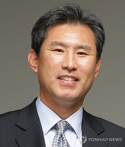 한국실업탁구연맹 회장에 오른 안재형 전 감독