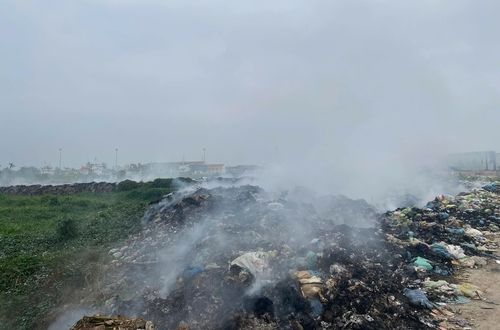 베트남의 쓰레기 소각