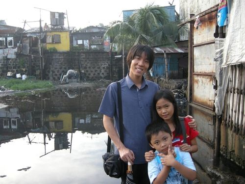 필리핀에서 사도직을 수행하던 시절의 김동준