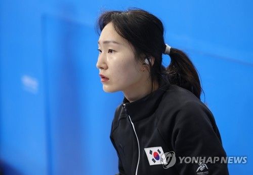 경기 앞둔 최민정