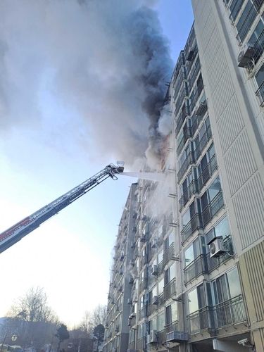 춘천 아파트 화재 진화