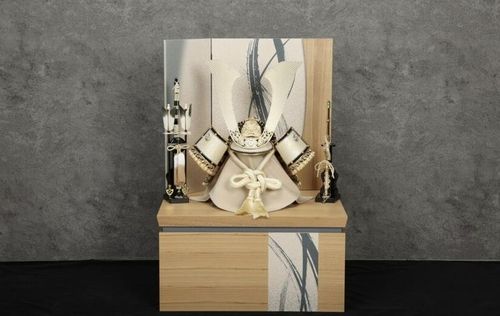 금빛 사무라이 투구