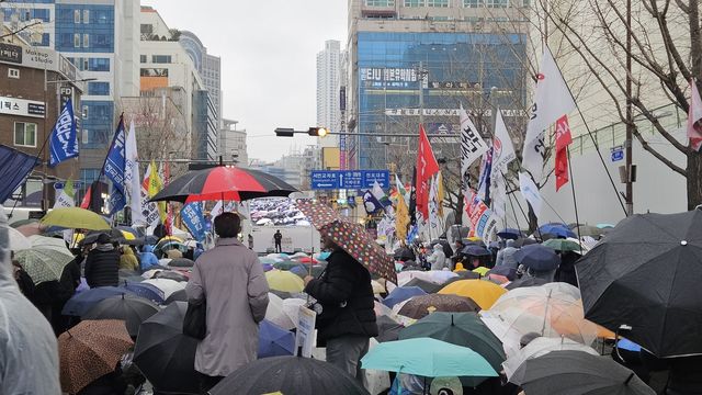 부산 윤석열 대통령 탄핵촉구 집회