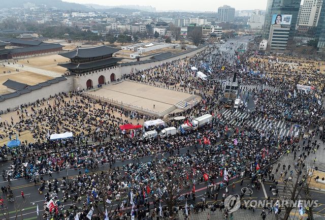 광화문에서 열린 윤석열 대통령 파면 촉구 집회