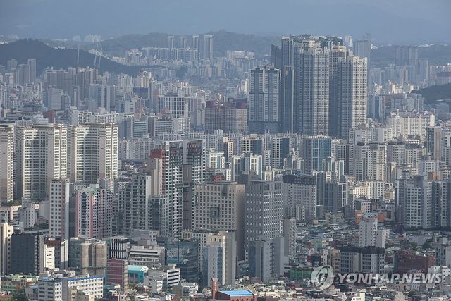 9개월 만에 하락한 주택가격전망지수