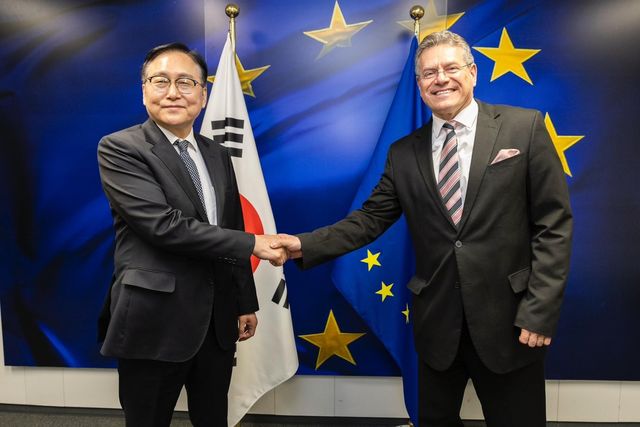 정인교 통상교섭본부장과 셰프초비치 EU 집행위원