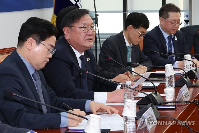 발언하는 김태년 경제안보특위 위원장