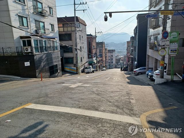 관악구 봉천동 국회단지길