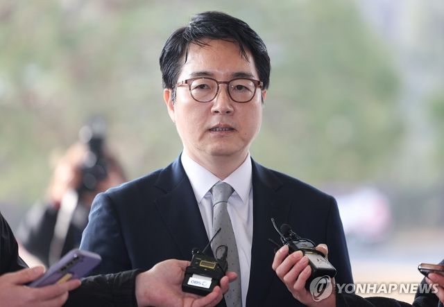 검찰총장 "적법절차 원칙에 따라 소신껏 결정…탄핵사유 안돼"