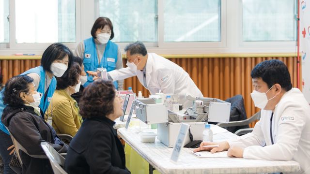 '농촌왕진 버스 사업'