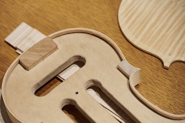 악기 제작 