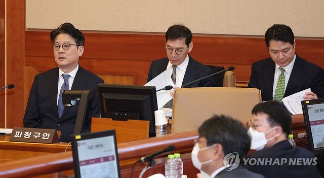 탄핵심판 1차 변론 출석한 검사 3인