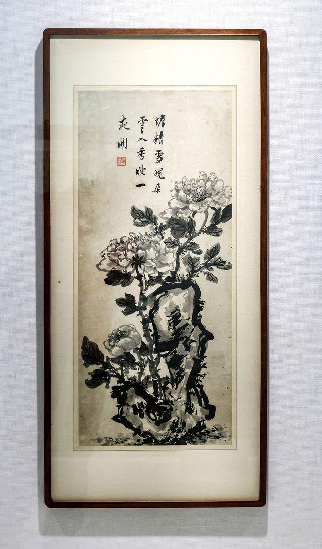 소치가 노년에 그린 '바위와 모란' [사진/백승렬 기자]