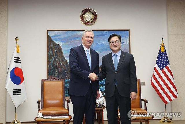 우원식 국회의장, 케빈 매카시 전 미국 하원의장 접견