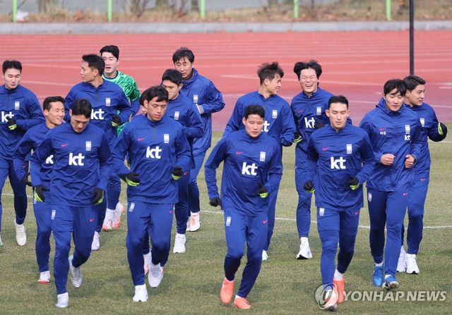 첫 훈련 시작한 축구 대표팀
