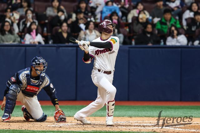 박주홍의 홈런 스윙