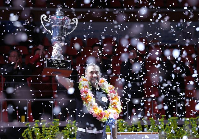 남자부 우승을 차지한 세미 사이그너