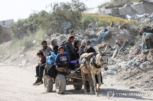다시 피란길 오른 가자지구 주민