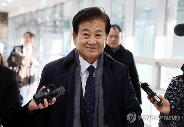 법정 향하는 정동영 의원