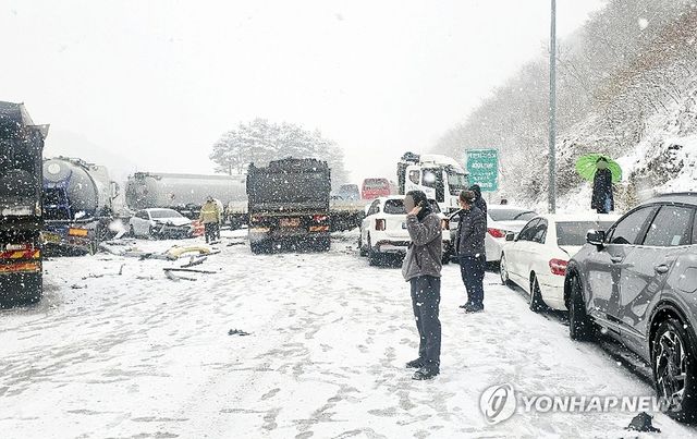 보성 남해고속도로서 다중 추돌 사고
