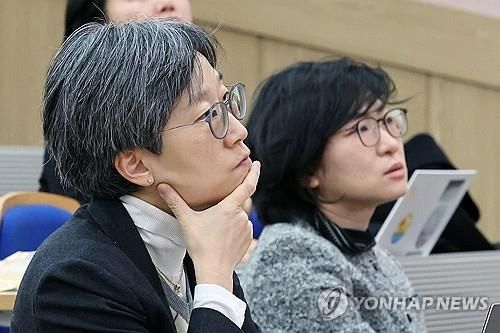 의대생·전공의 공개 비판한 강희경-하은진 교수