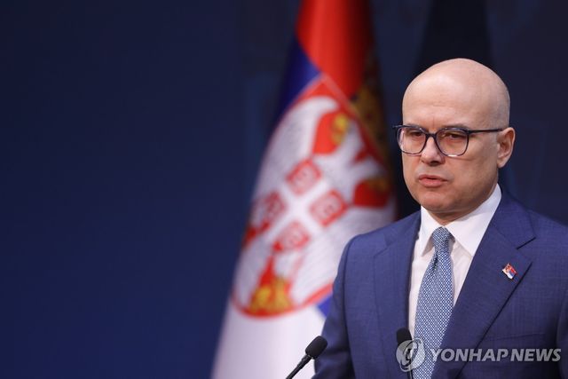 밀로스 부세비치 총리