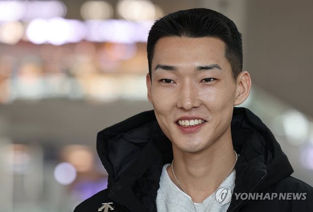 출국하는 우상혁