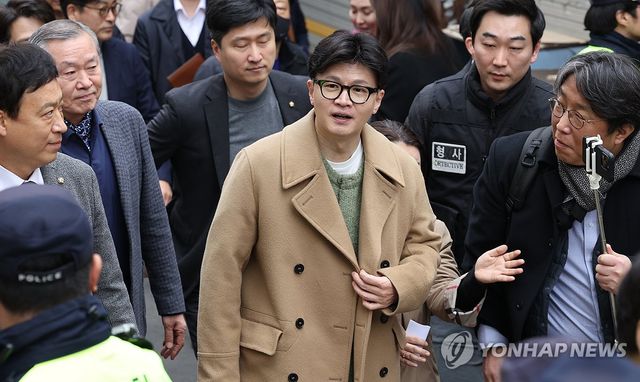 한동훈 정치행보 재개